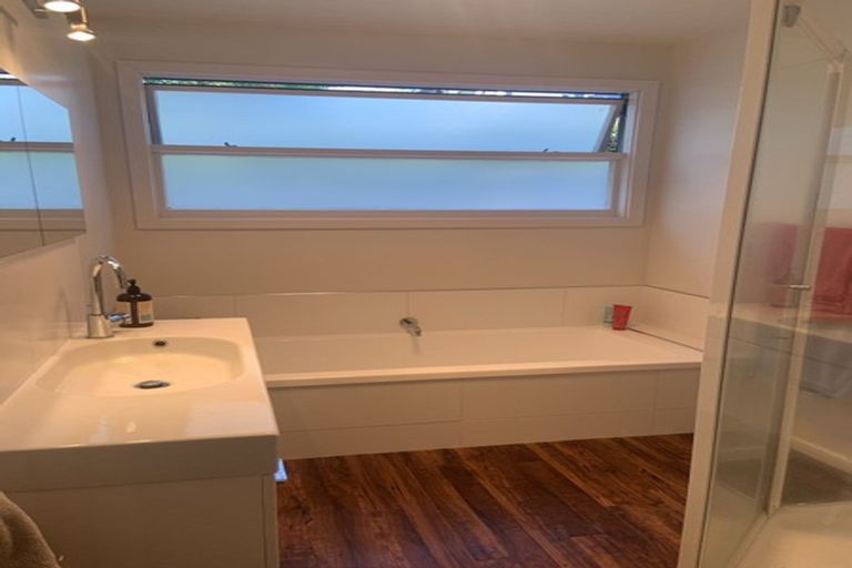 Photo of property in 52 Hawthorne Street, Strowan, Christchurch, 8052