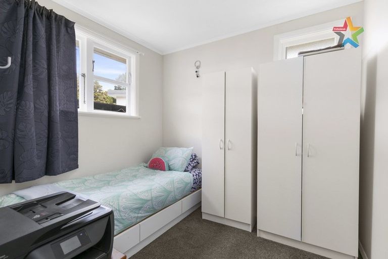 Photo of property in 113 Stokes Valley Road, Stokes Valley, Lower Hutt, 5019