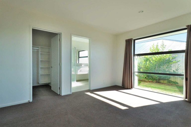 Photo of property in 143 Infinity Drive, Pegasus, 7612