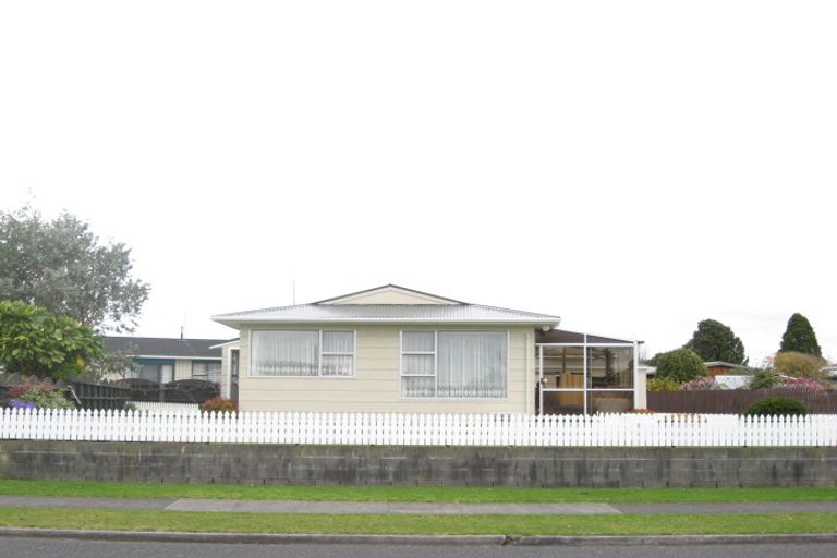 Photo of property in 210 Parklands Avenue, Bell Block, New Plymouth, 4312