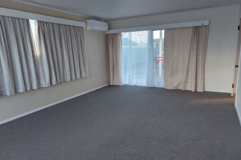 Photo of property in 1/1204 Heretaunga Street East, Parkvale, Hastings, 4122