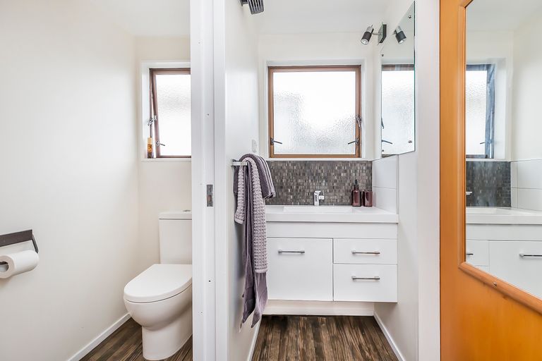 Photo of property in 80 Cortina Avenue, Johnsonville, Wellington, 6037