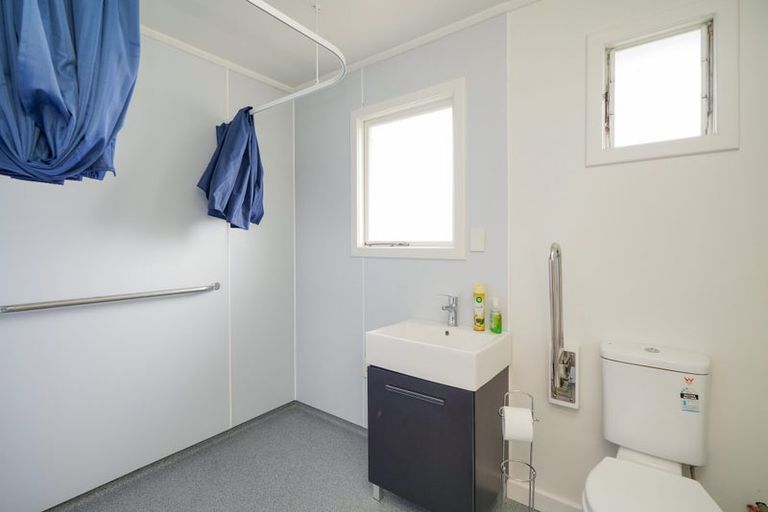 Photo of property in 256 Conyers Street, Strathern, Invercargill, 9812