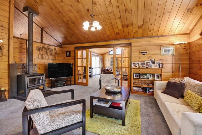 Photo of property in 1760 Mountain Road, Inglewood, 4386