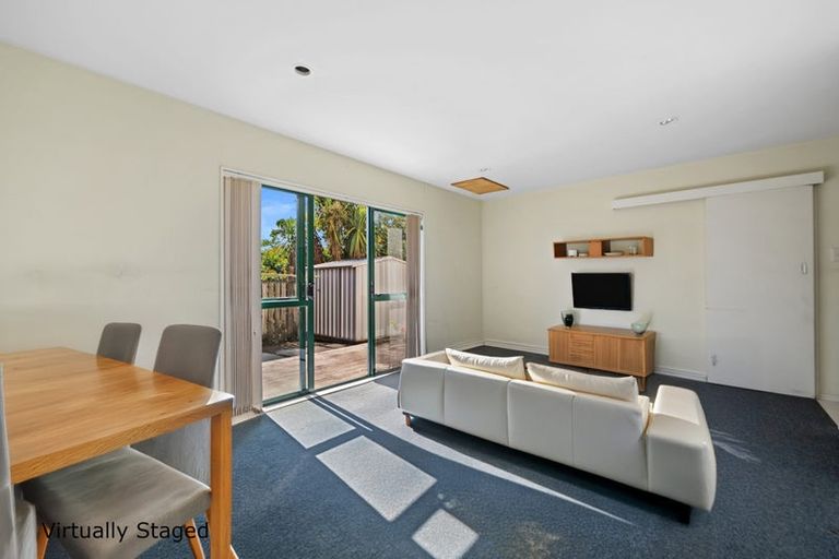 Photo of property in 59c Astley Avenue, New Lynn, Auckland, 0600