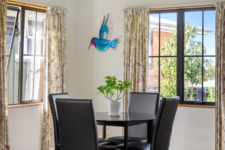 Photo of property in 1b London Place, Judea, Tauranga, 3110