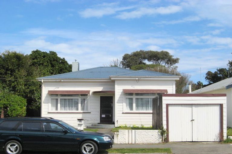 Photo of property in 35a Caius Avenue, Gonville, Whanganui, 4501