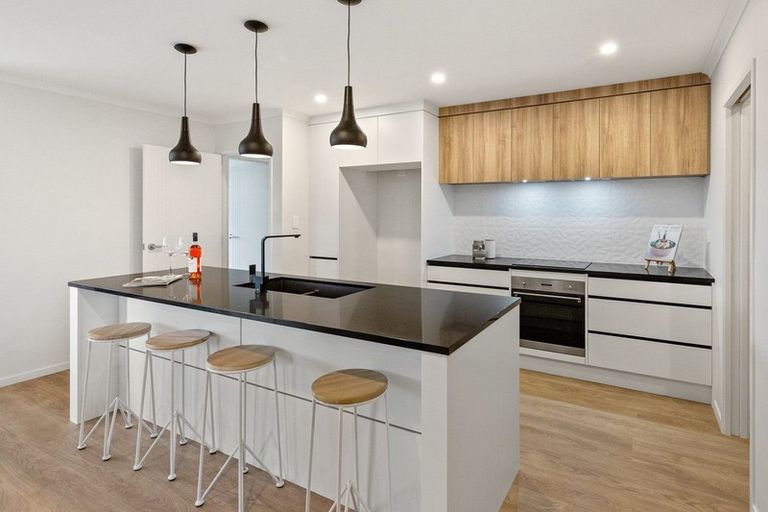 Photo of property in 18 Wingfield Road, Pokeno, 2402