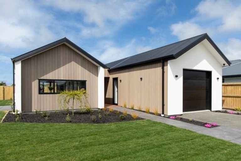 Photo of property in 18 Shrimpton Avenue, Woodend, 7610