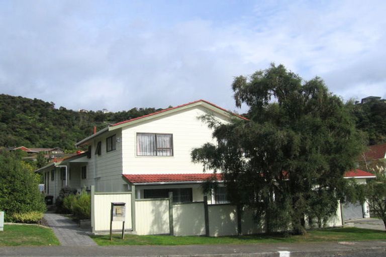 Photo of property in 21 Kurth Crescent, Silverstream, Upper Hutt, 5019