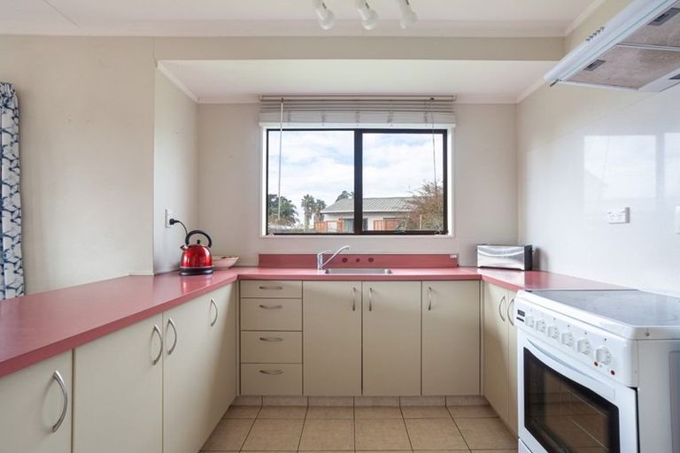 Photo of property in 4d Kimber Grove, Papamoa Beach, Papamoa, 3118