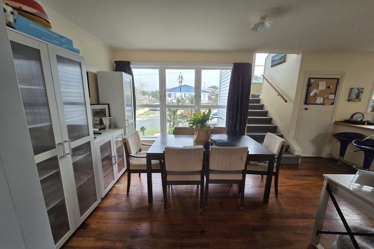 Photo of property in 136b Dimock Street, Titahi Bay, Porirua, 5022