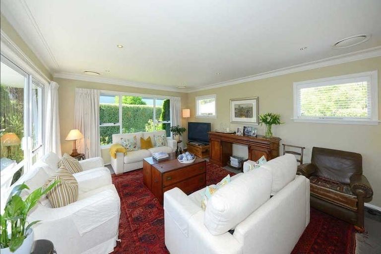 Photo of property in 8 Yardley Street, Avonhead, Christchurch, 8042