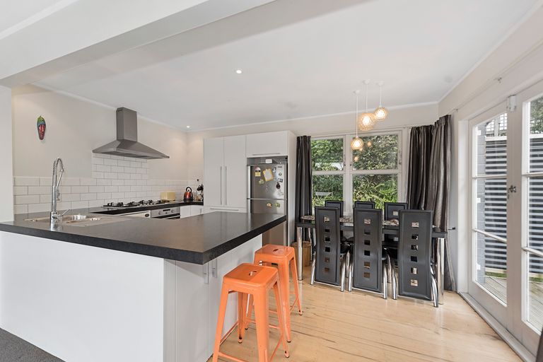 Photo of property in 70 Houchens Road, Glenview, Hamilton, 3206