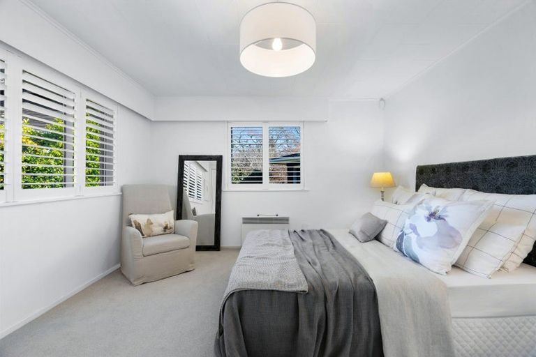 Photo of property in 42 Iona Road, Havelock North, 4130