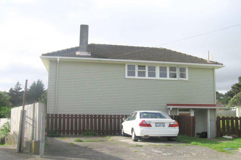 Photo of property in 18 Brown Grove, Ranui, Porirua, 5024