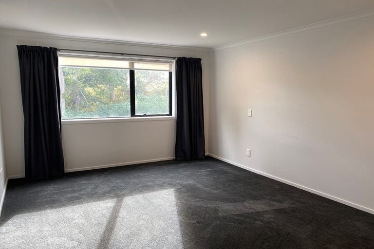 Photo of property in 5a Breakwater Way, Whitby, Porirua, 5024