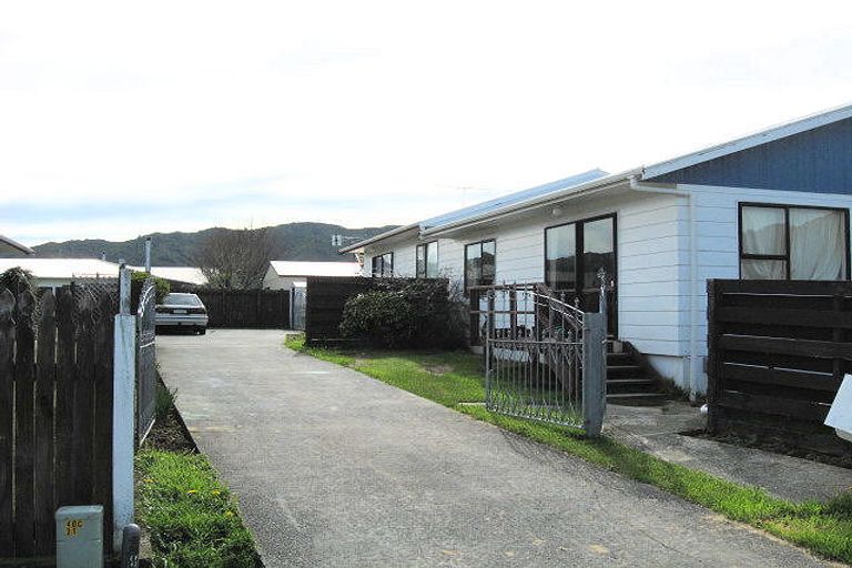 Photo of property in 8b Weymouth Grove, Wainuiomata, Lower Hutt, 5014