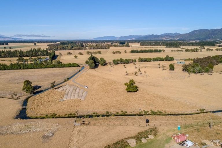 Photo of property in 284 Woodside Road, Woodside, Greytown, 5794