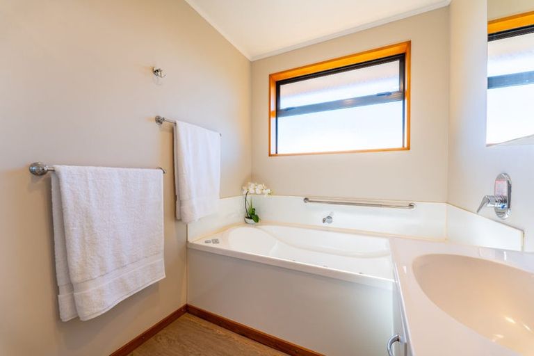 Photo of property in 57 Pages Road, Marchwiel, Timaru, 7910