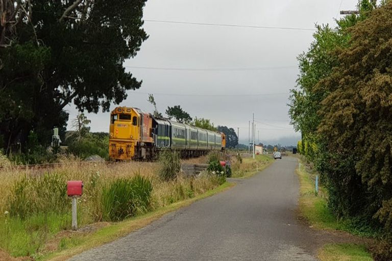 Photo of property in 71 Railway Road, Dalefield, Carterton, 5791