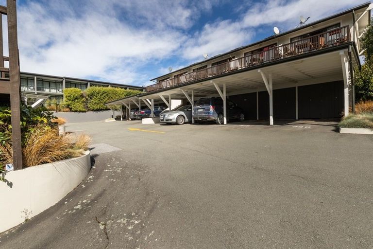 Photo of property in 308/139 Fernhill Road, Fernhill, Queenstown, 9300