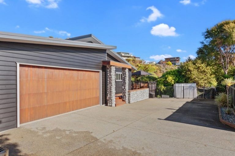Photo of property in 11 The Fairway, Whakatane, 3120