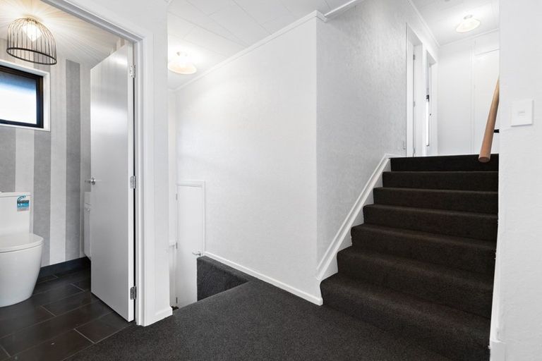 Photo of property in 18 Arnott Street, Alexandra, 9320