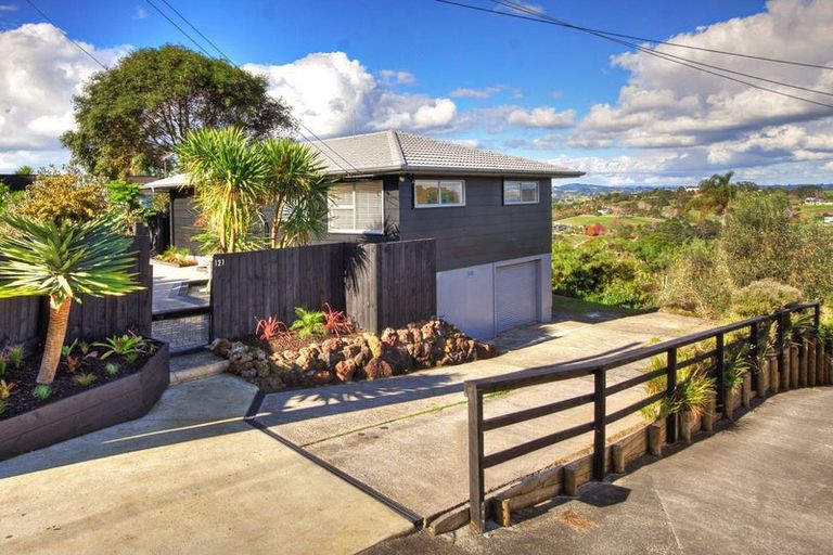 Photo of property in 121 Sandspit Road, Shelly Park, Auckland, 2014