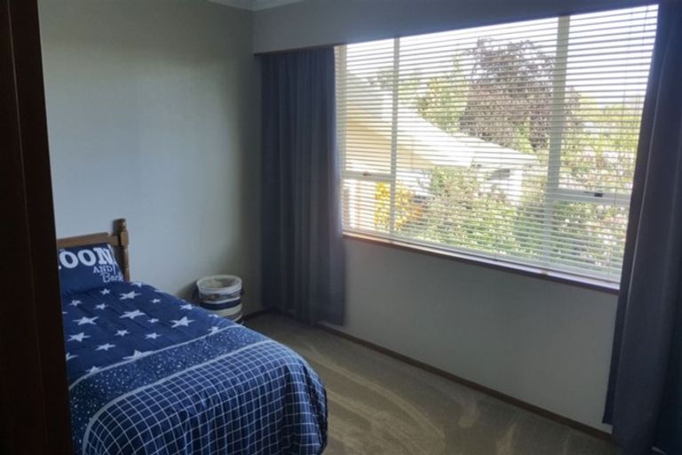 Photo of property in 11 Oxford Street, Waimate, 7924