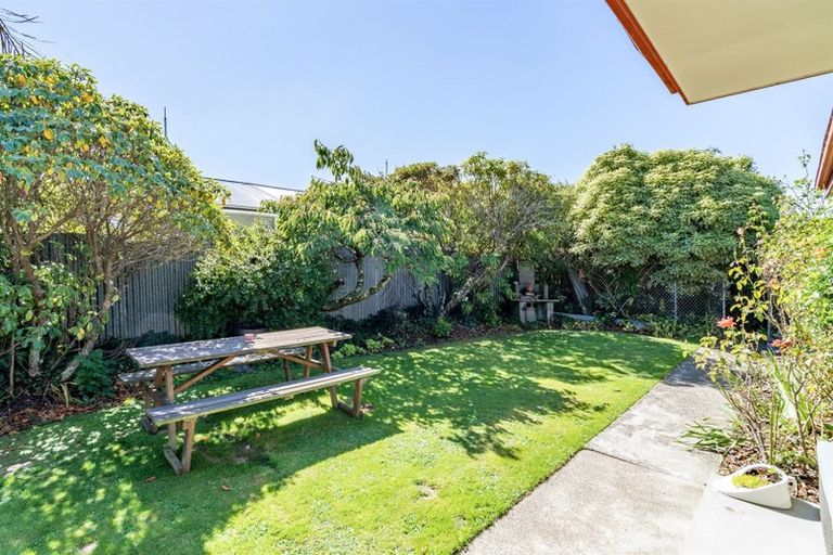 Photo of property in 37 Melbourne Street, Windsor, Invercargill, 9810