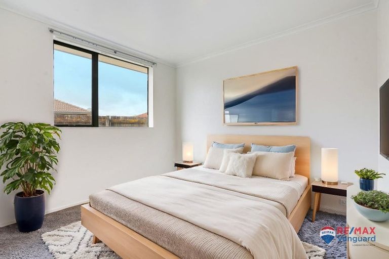 Photo of property in 5 Les Marston Place, Pukekohe, 2120