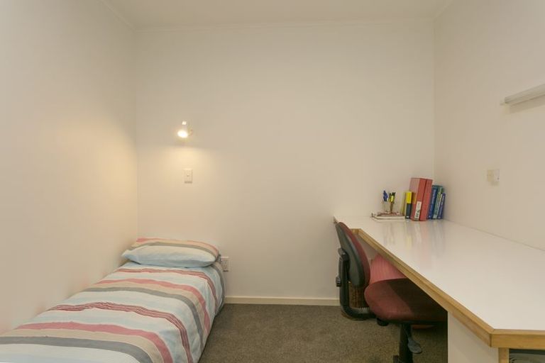 Photo of property in 12 Waihora Street, Taupo, 3330