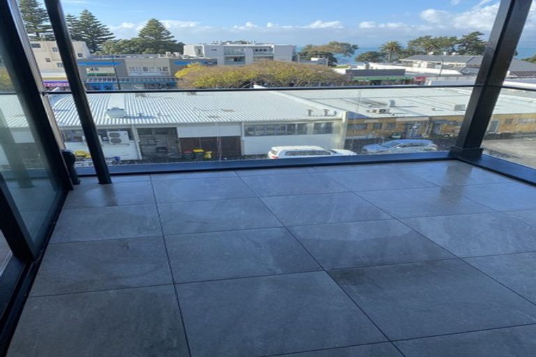 Photo of property in The Victor, 311/4 Bute Road, Browns Bay, Auckland, 0630