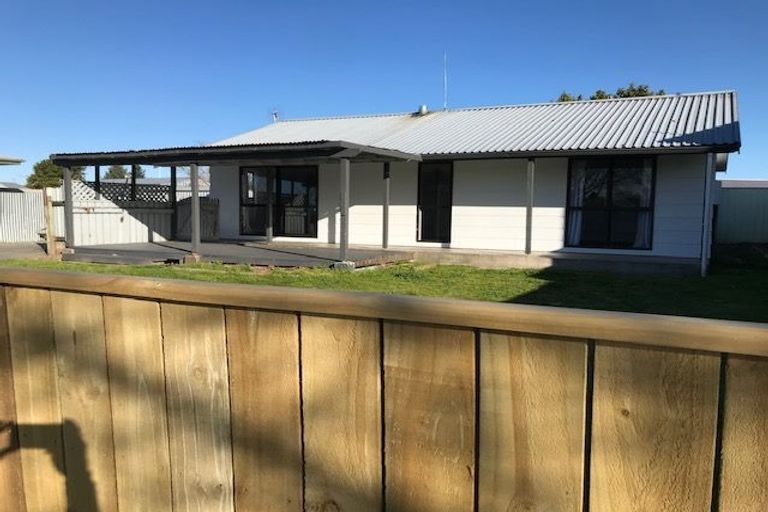 Photo of property in 2 Northlee Place, Flaxmere, Hastings, 4120