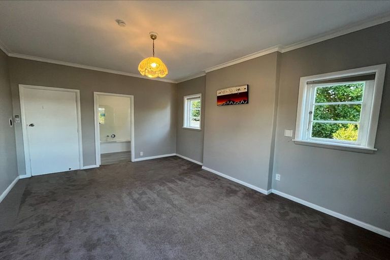 Photo of property in 98/98a Weraroa Road, Levin, 5510