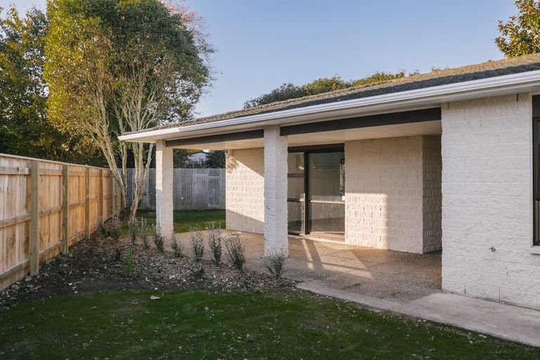 Photo of property in 2 Cypress Way, Levin, 5510