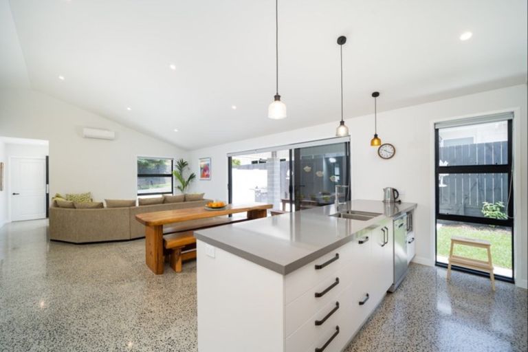 Photo of property in 6 Peter Burke Way, Pyes Pa, Tauranga, 3112