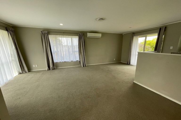 Photo of property in 3 Dowd Place, Flat Bush, Auckland, 2019