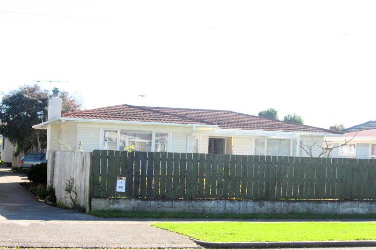 Photo of property in 1/20 Kent Road, Manurewa, Auckland, 2102