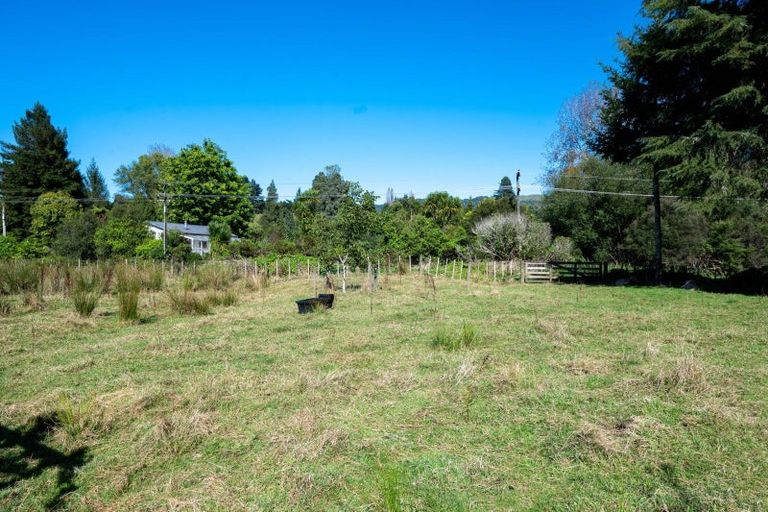 Photo of property in 27 Tongaporutu Road, Ohura, 3926