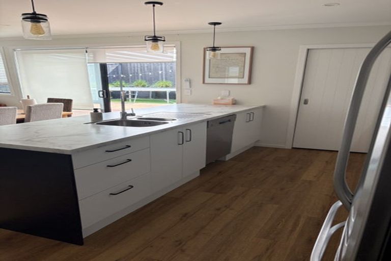 Photo of property in 23 Rapana Drive, Tuakau, 2121