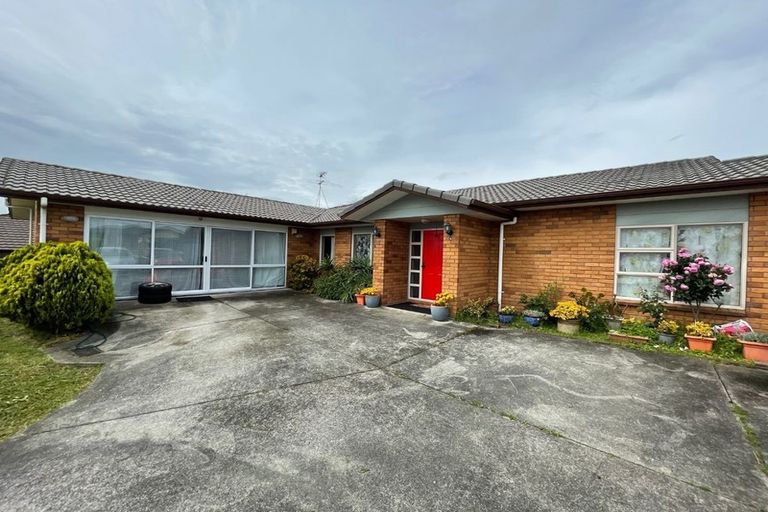 Photo of property in 4 Fitchburg Place, Mangere, Auckland, 2022
