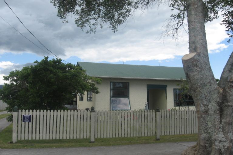 Photo of property in 14b Seddon Street, Te Puke, 3119