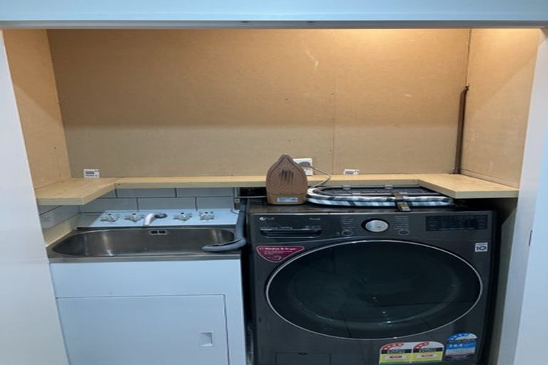 Photo of property in The Haven, 15/120 Beach Haven Road, Beach Haven, Auckland, 0626