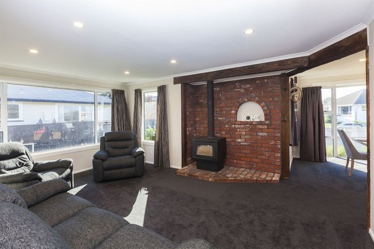 Photo of property in 16 Carbine Place, Sockburn, Christchurch, 8042