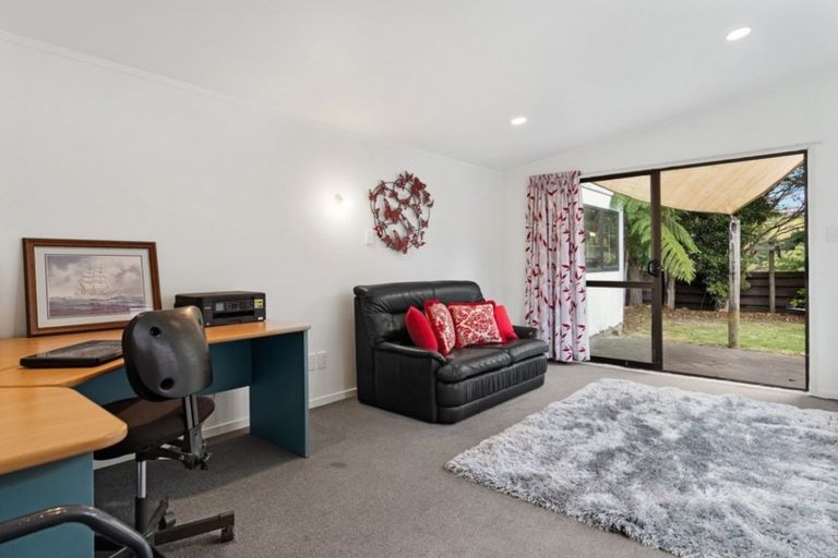 Photo of property in 129 Waitaha Road, Welcome Bay, Tauranga, 3112