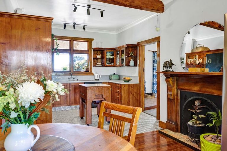 Photo of property in 48 Maire Street, Inglewood, 4330