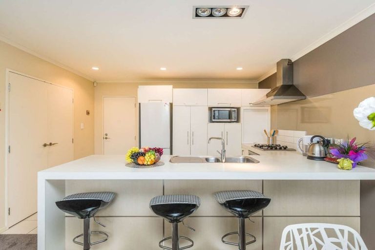 Photo of property in 12 Figaro Crescent, Takanini, 2112