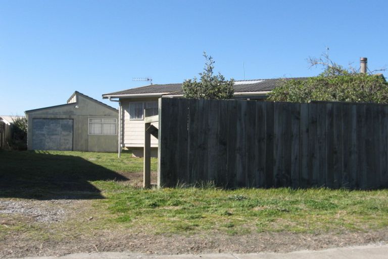 Photo of property in 35 Hunia Terrace, Himatangi Beach, Foxton, 4891